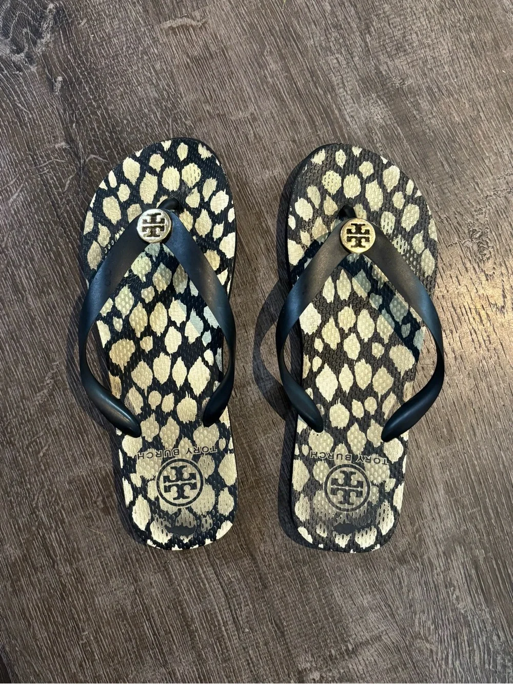 Tory Burch Black & Cream Animal Print Flip Flop Sandals Women’s Size 7